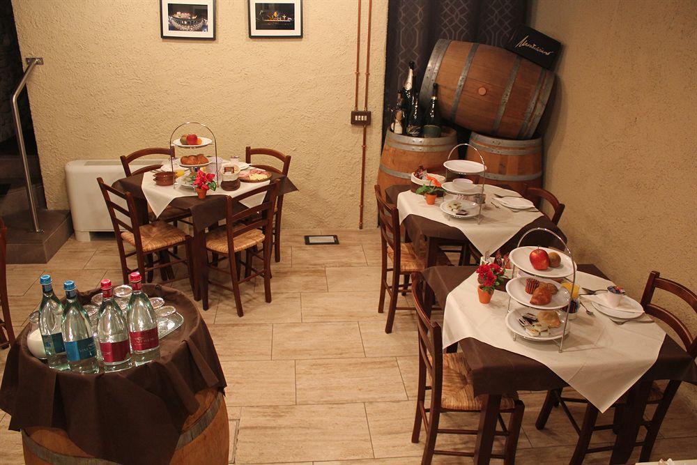 דוסובונו Hotel Opera מראה חיצוני תמונה